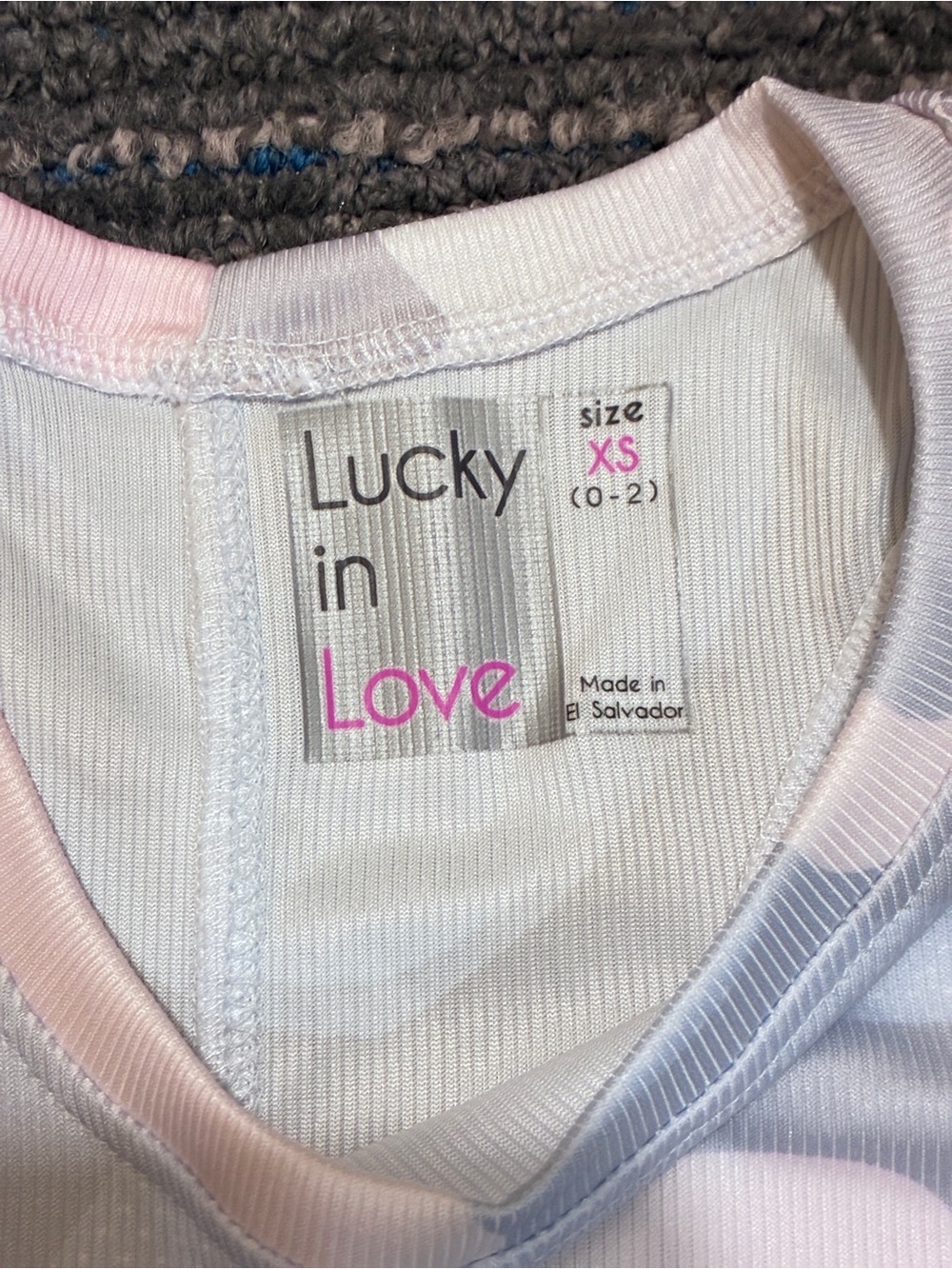 Lucky in Love Tennis Long Sleeve Camo Performance Top XS Pink Gray - Picture 5 of 8